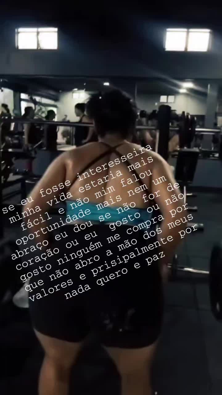 @hellenketeny