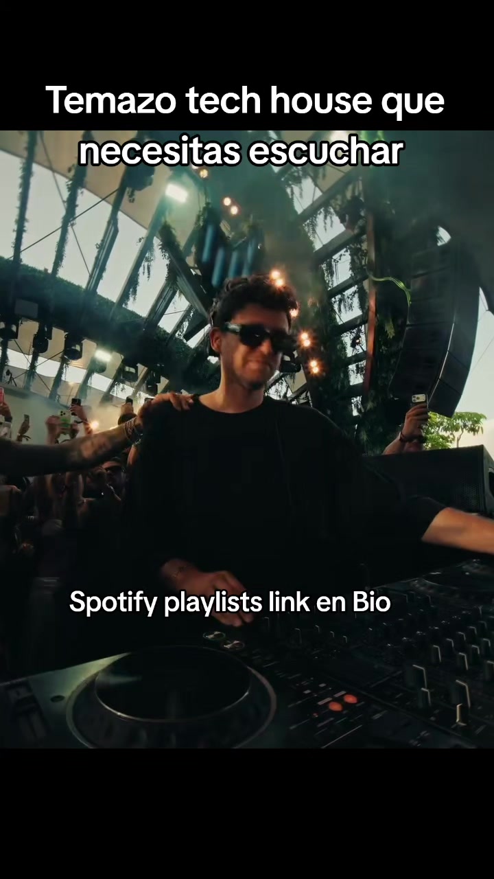@Techno Ravers