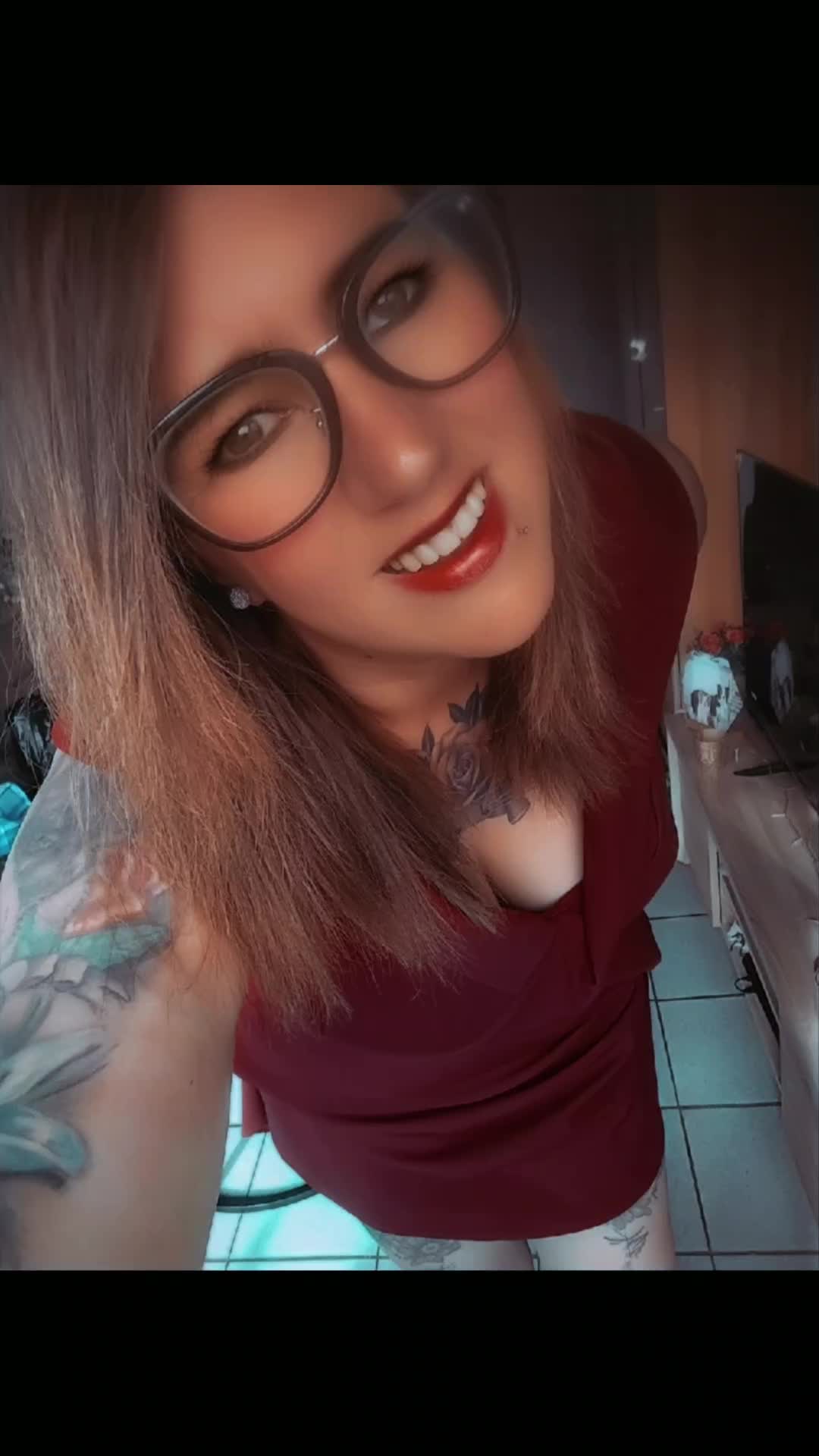 @🎀ɐuɐɾ̣ʇɐꓕ_bleeegh🤘🏻🎀