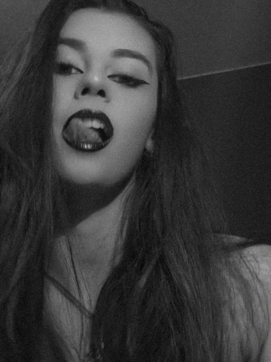 @Semsii