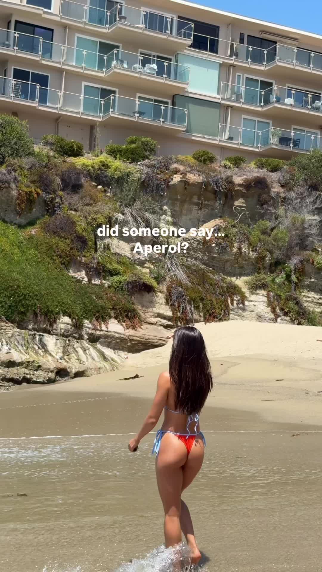 @Marianne | 75 & Sunny Swim 👙