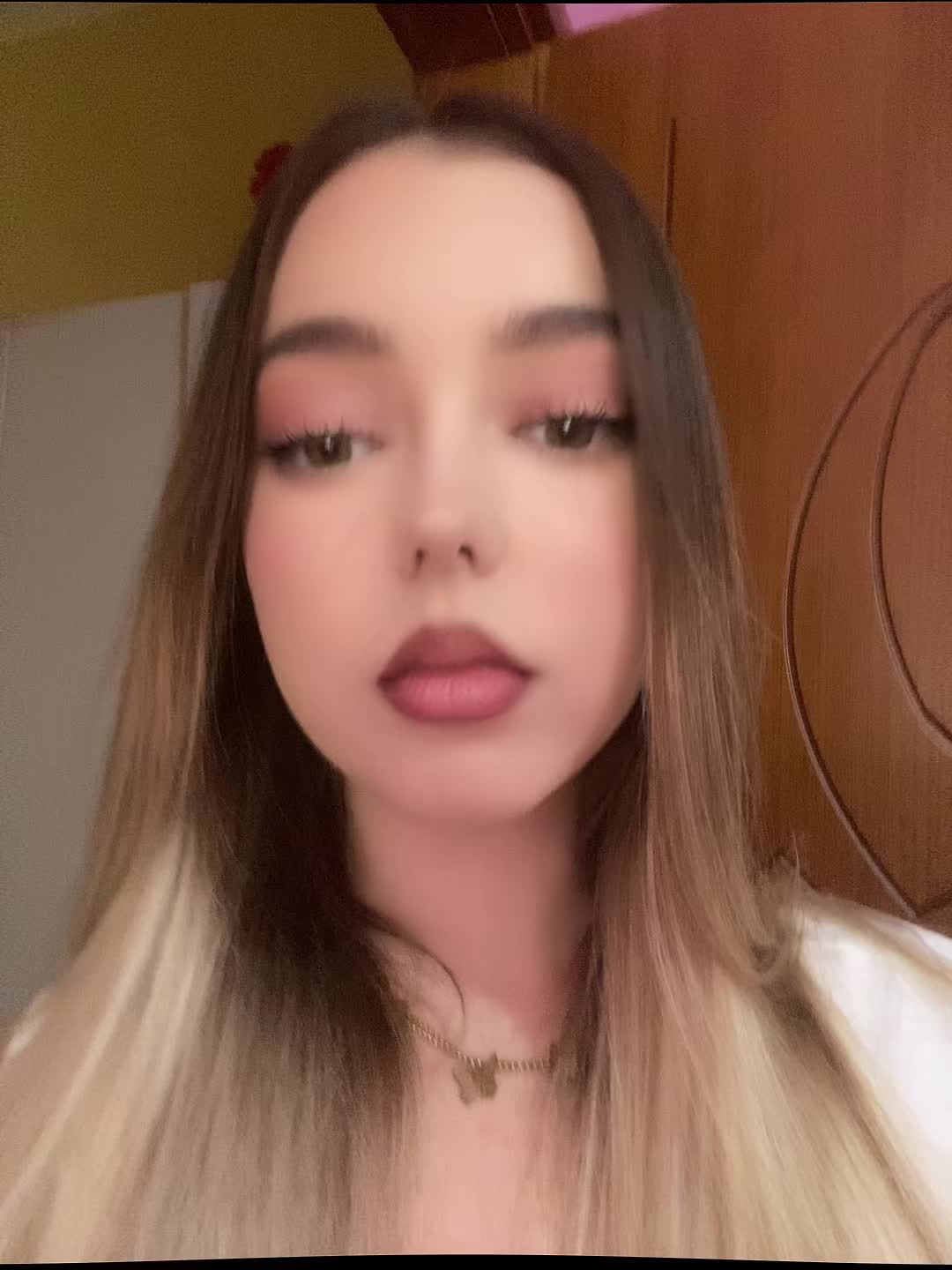 @E🐆