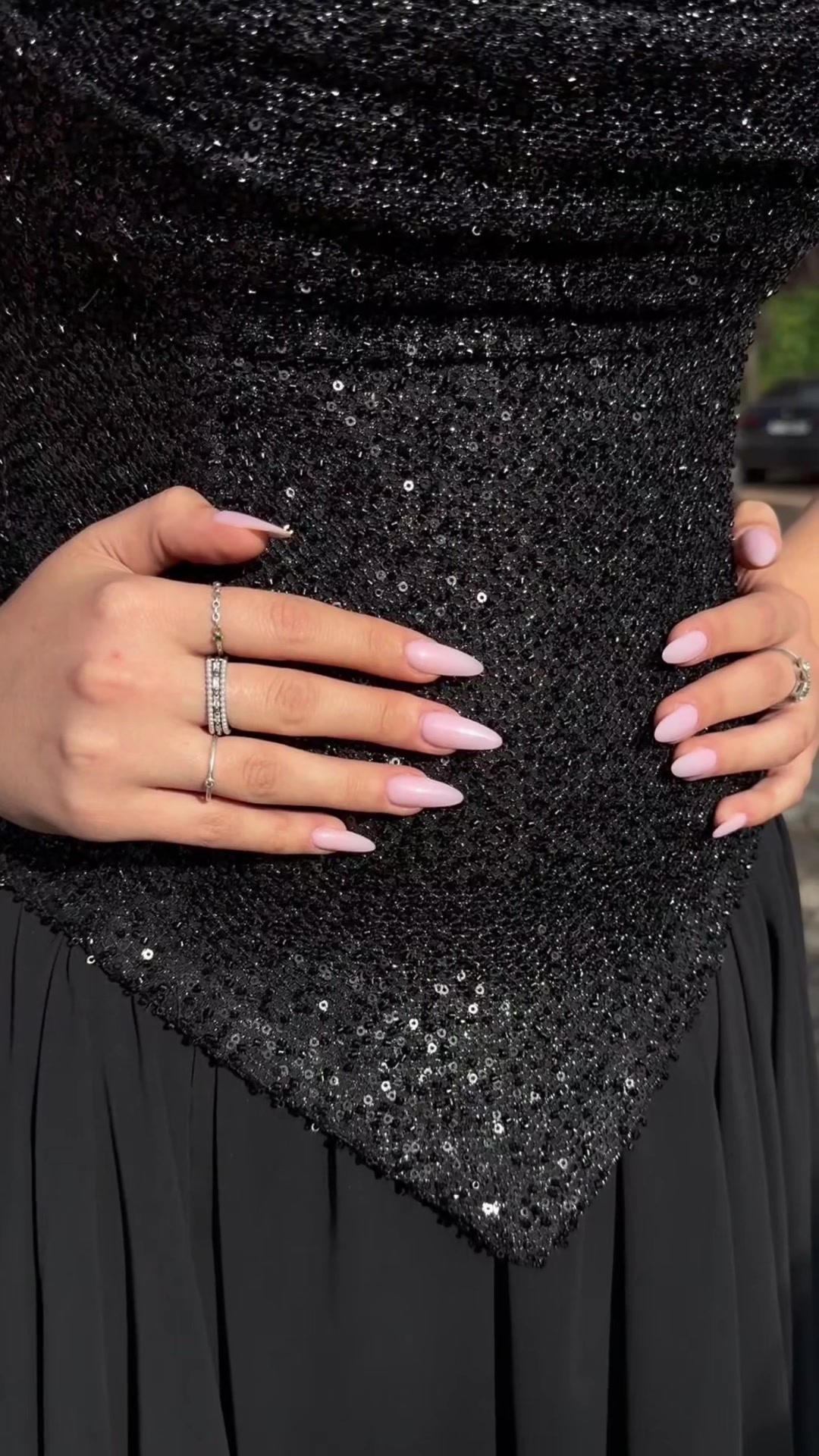 @romesa_nails