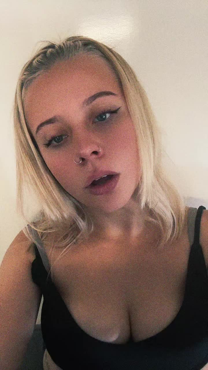 @🍁☠️🚬