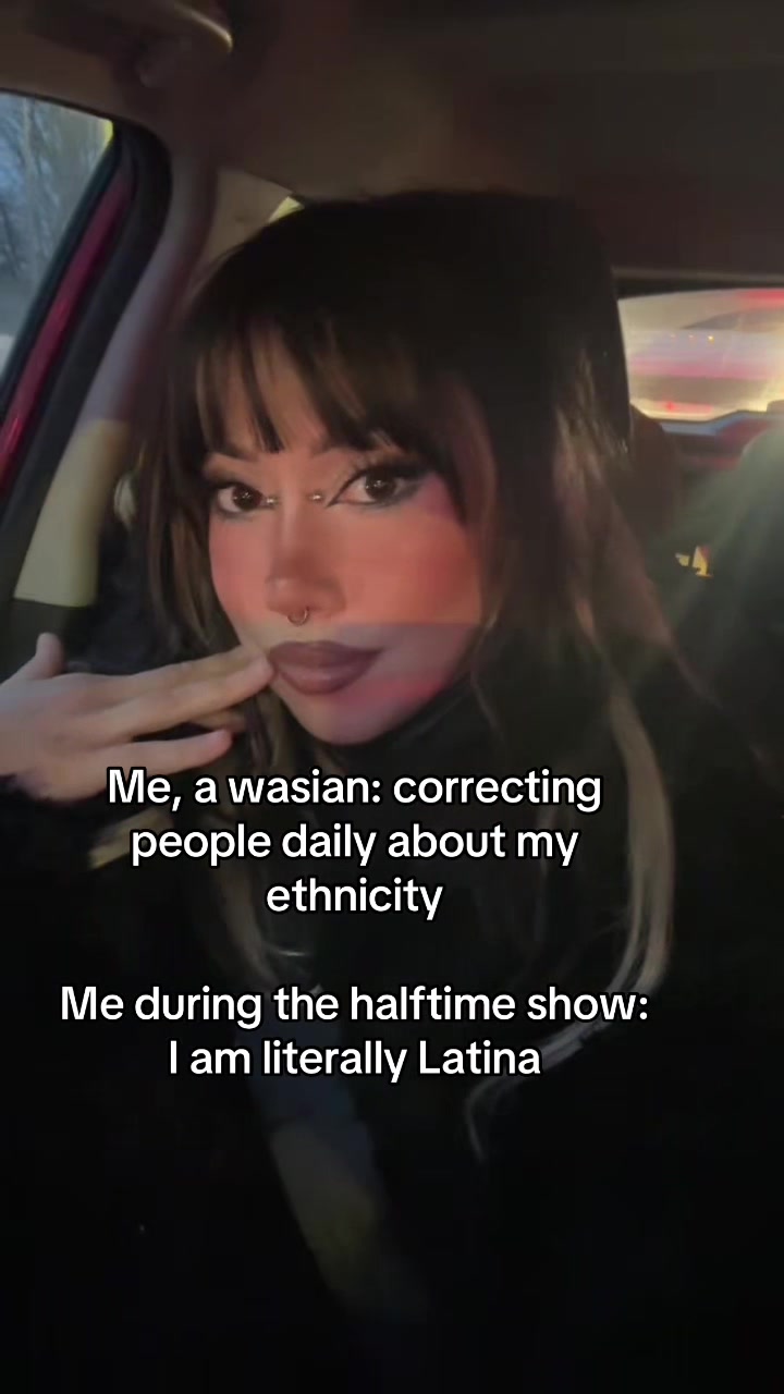 @celinacoma
