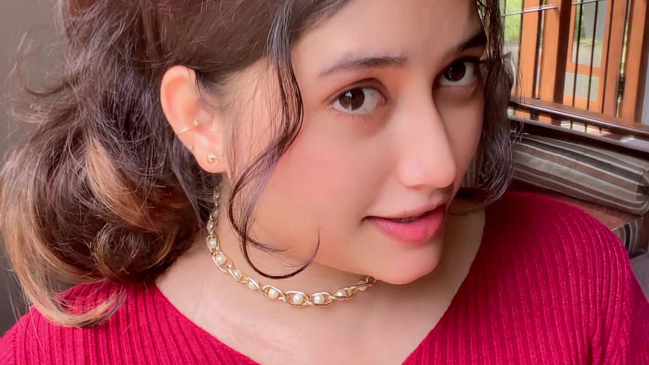 @✿❀_ANJU_ITHRA_ᥫᩣ