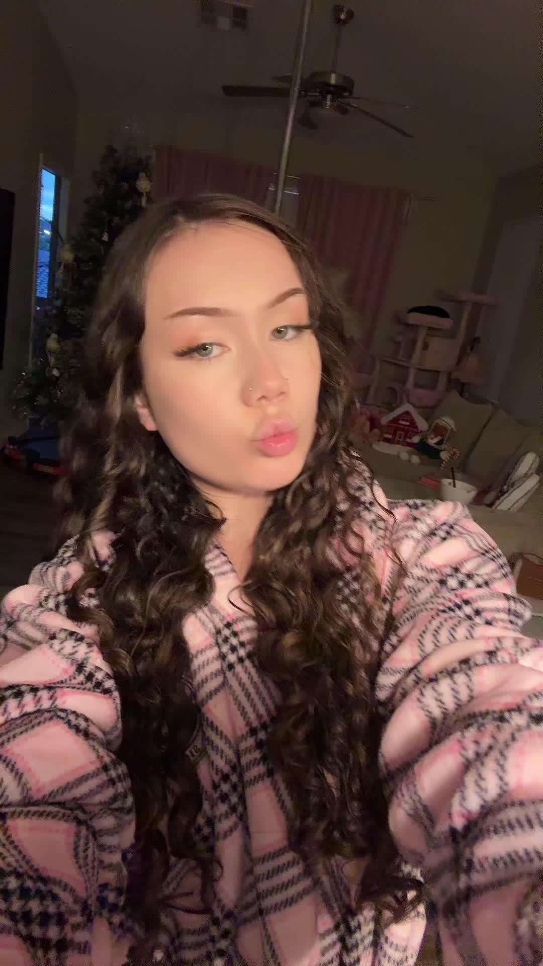 @likechuckynucheese