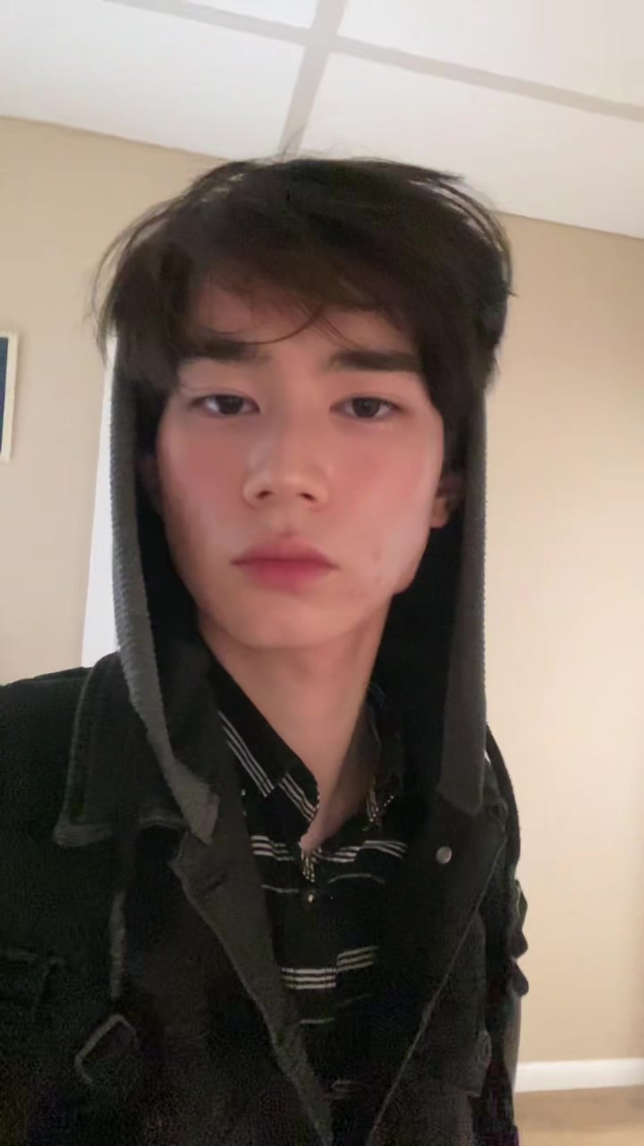 @ye