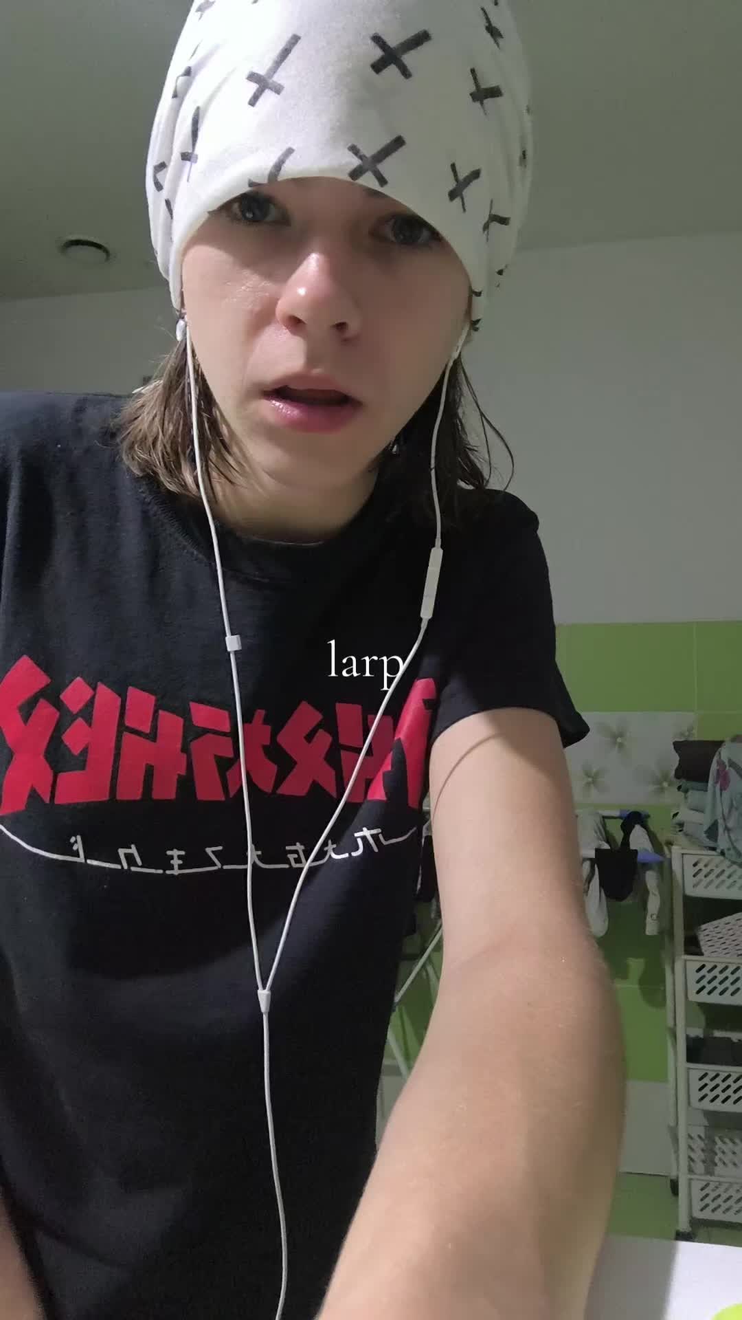 @lolzzzzzz