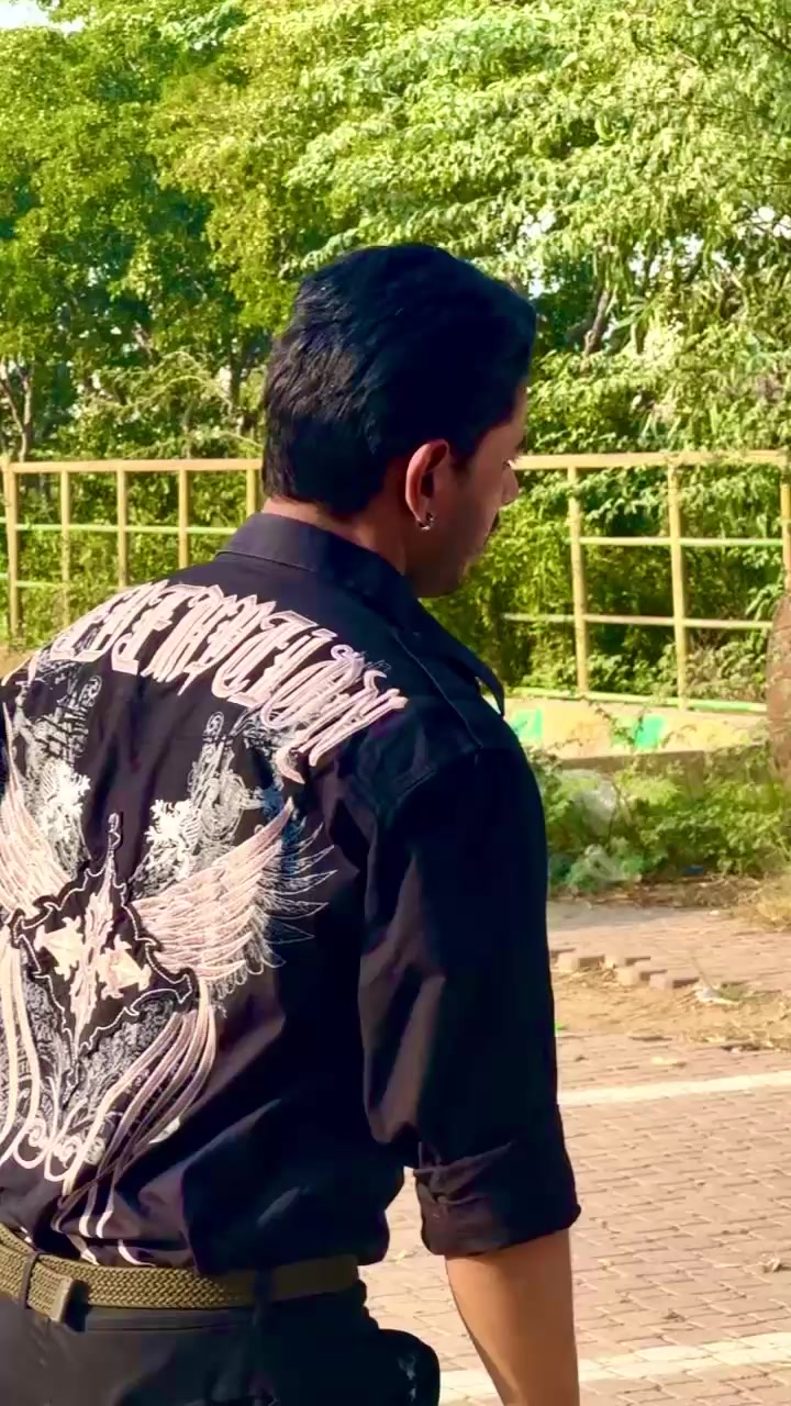 @Rahol❣️ RRR❣️