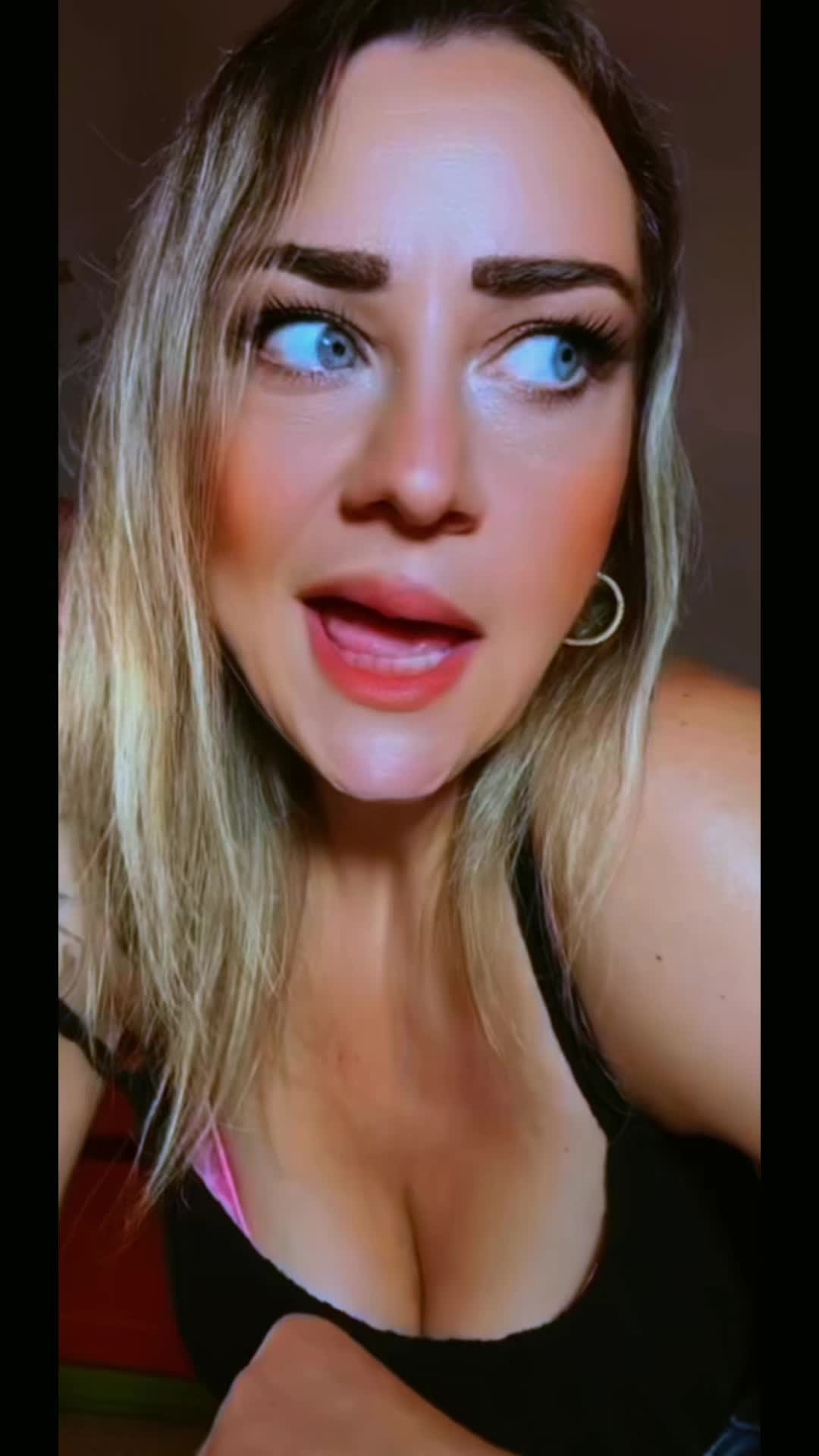 @elvia.braccini.la