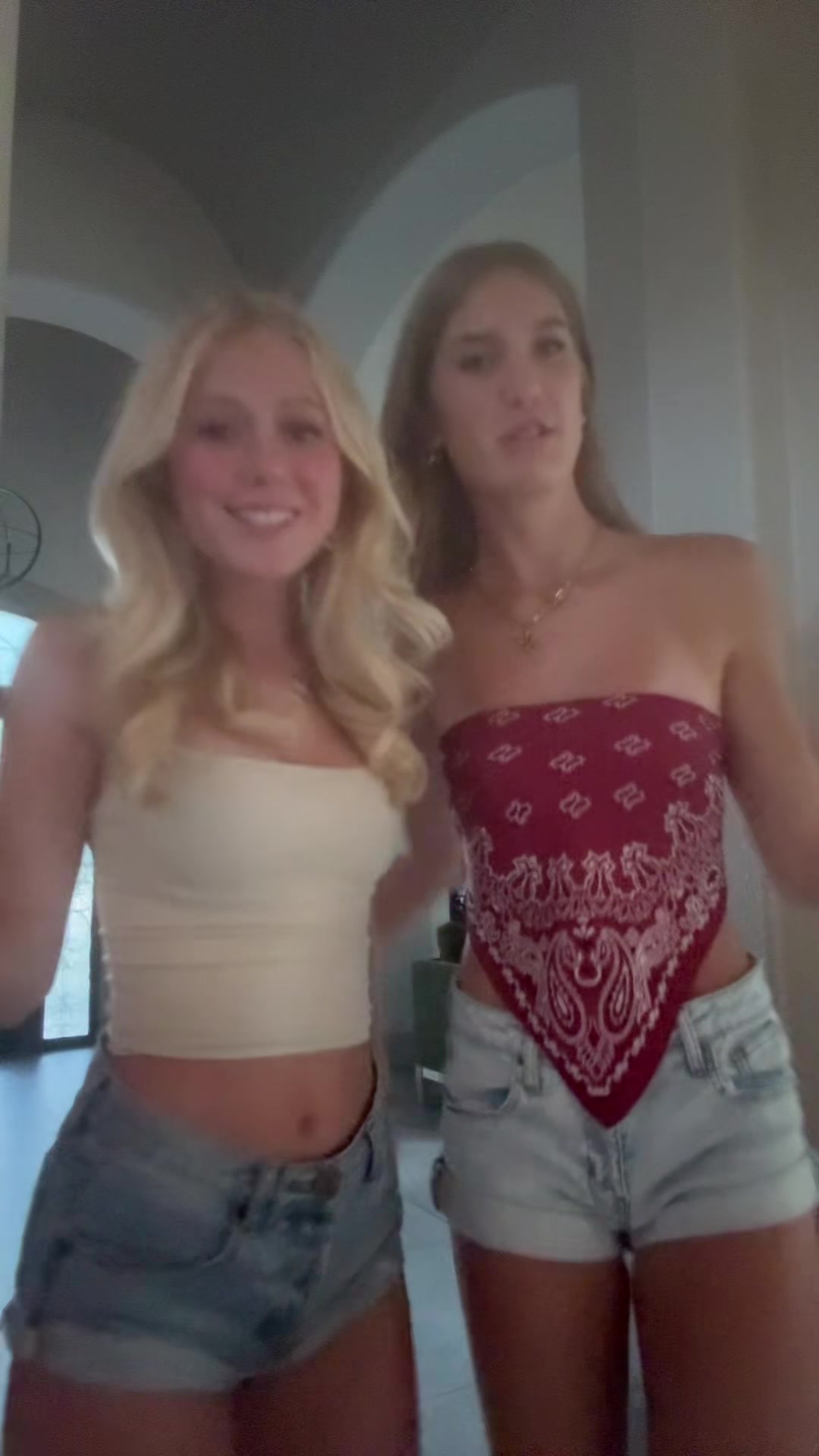 @lelah_jones