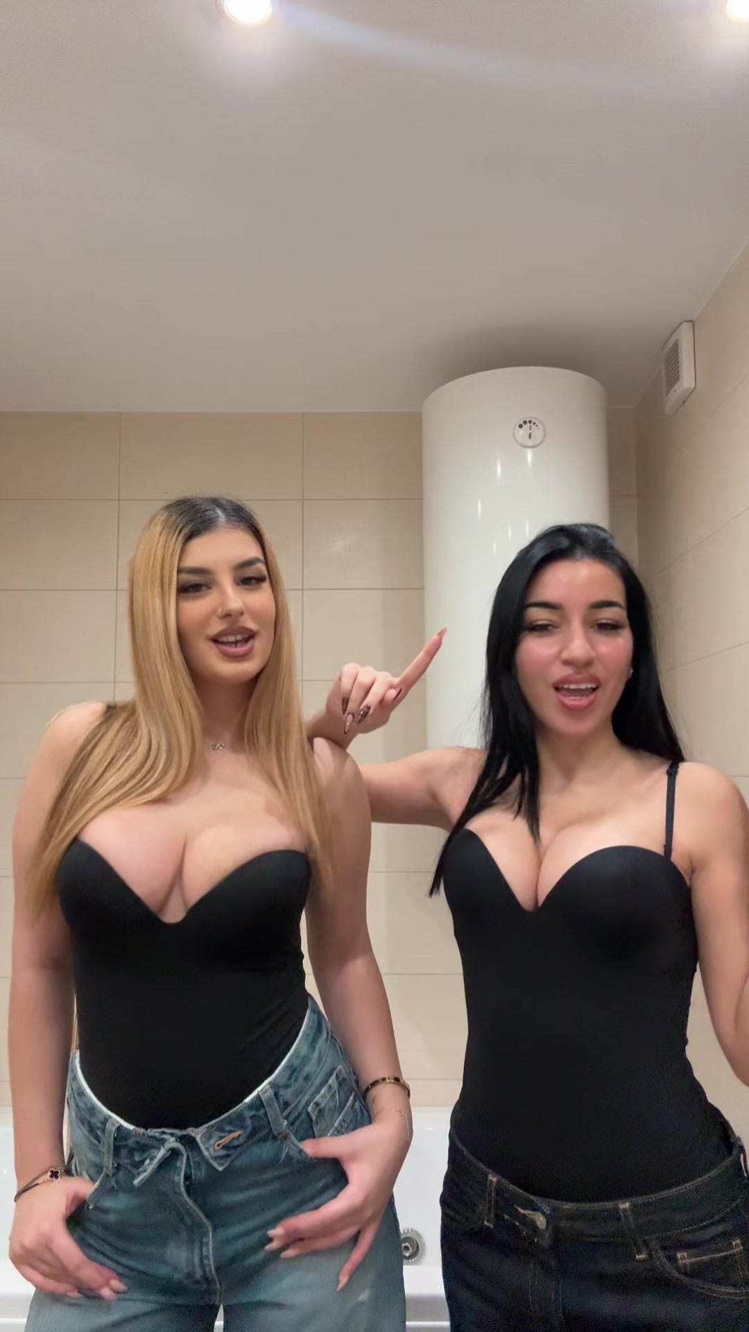 @💋