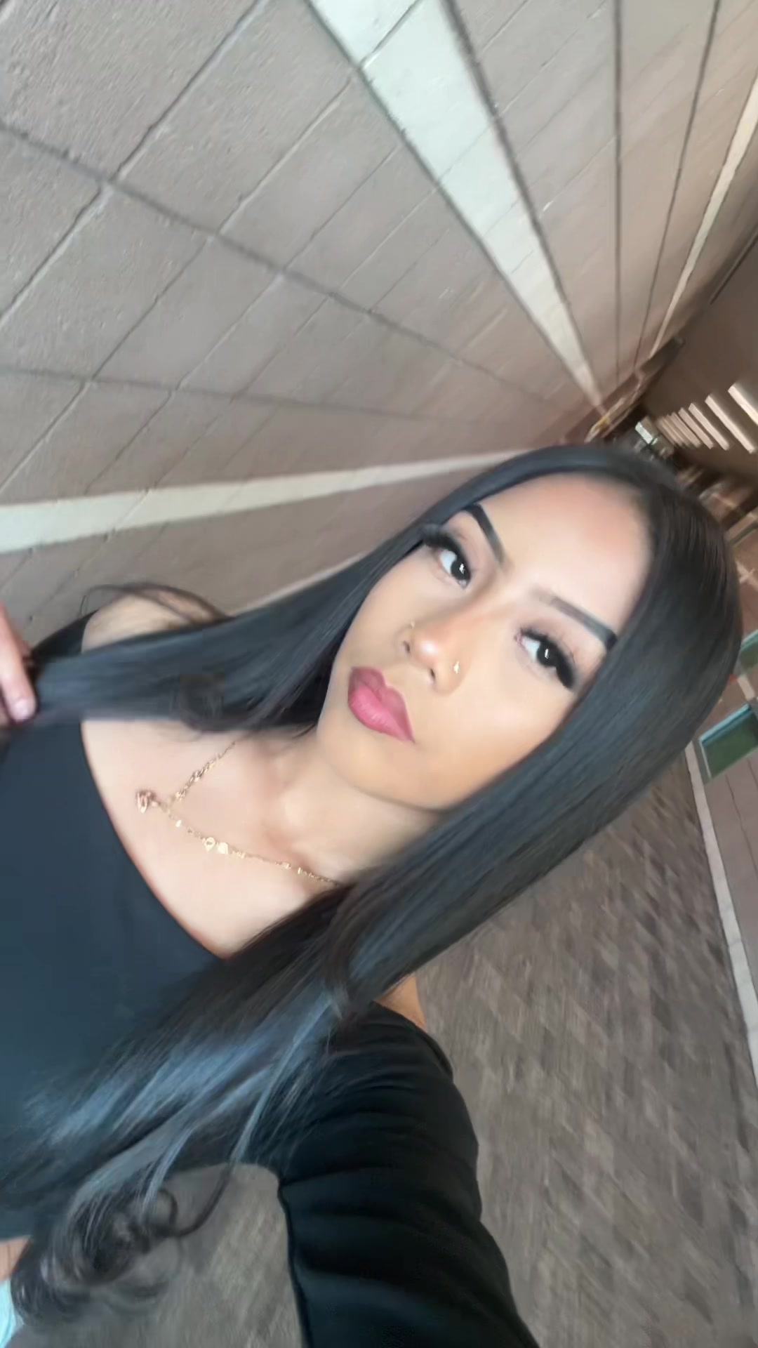 @️