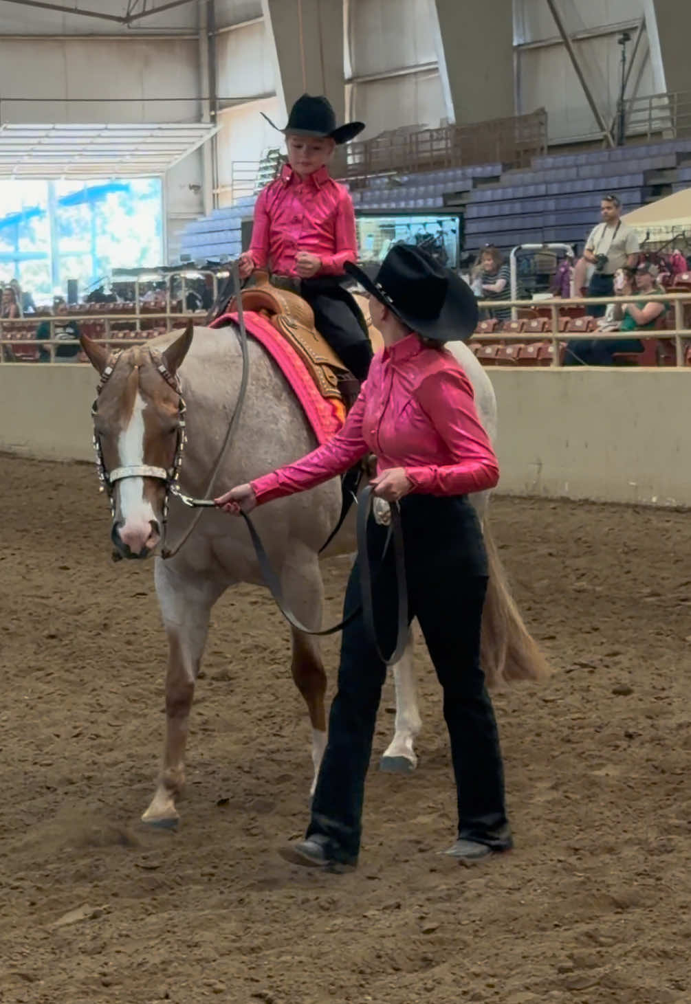 @Cait | Red Mare Owner