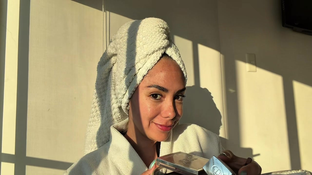 @Coraliamelo