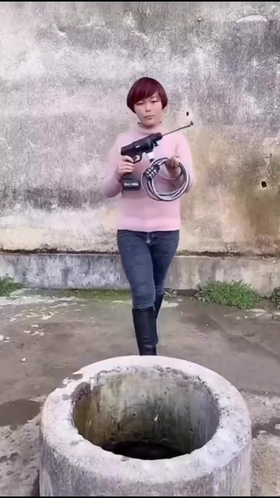 @𝐓𝐎𝐊𝐘𝐎 𝐓𝐎𝐖𝐍