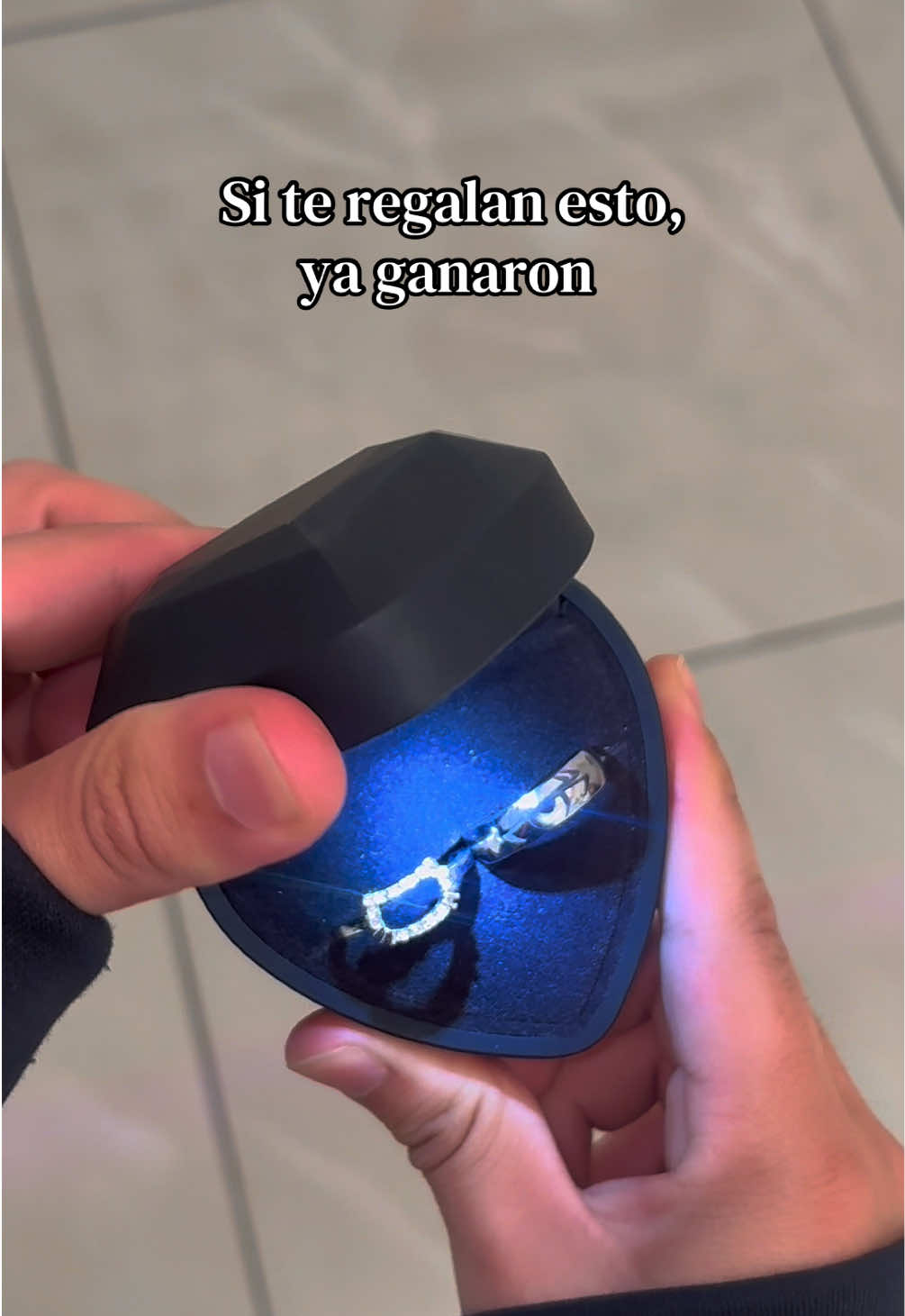 @Demons.ec