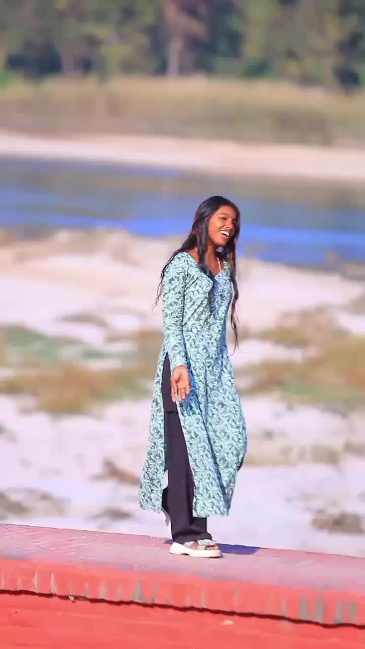 @L̶o̶y̶a̶l̶ ̶g̶i̶r̶l̶