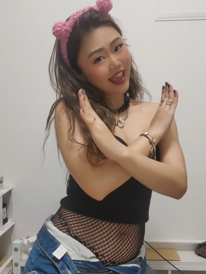 @beccabecca
