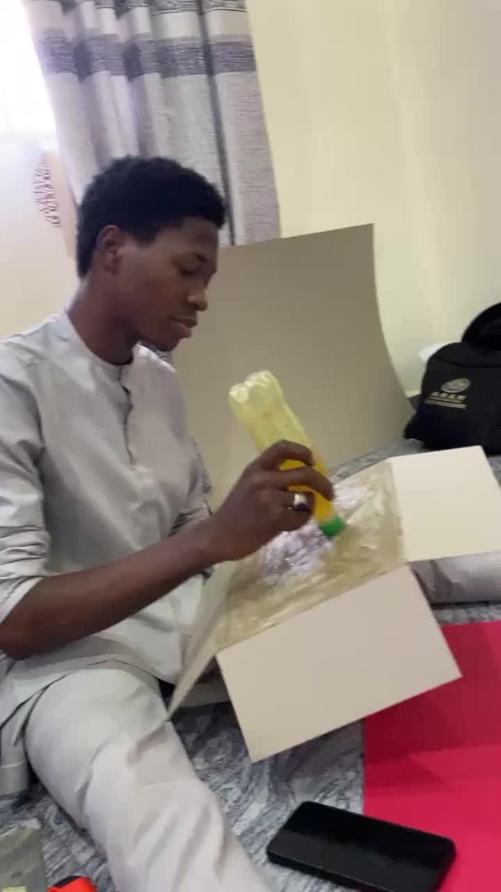 @𝗙.𝗗𝗘𝗦𝗦𝗜𝗚𝗡𝗦🖋️