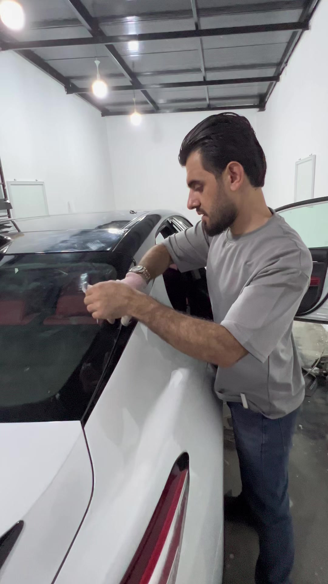 @جوانکاری ڕابوون