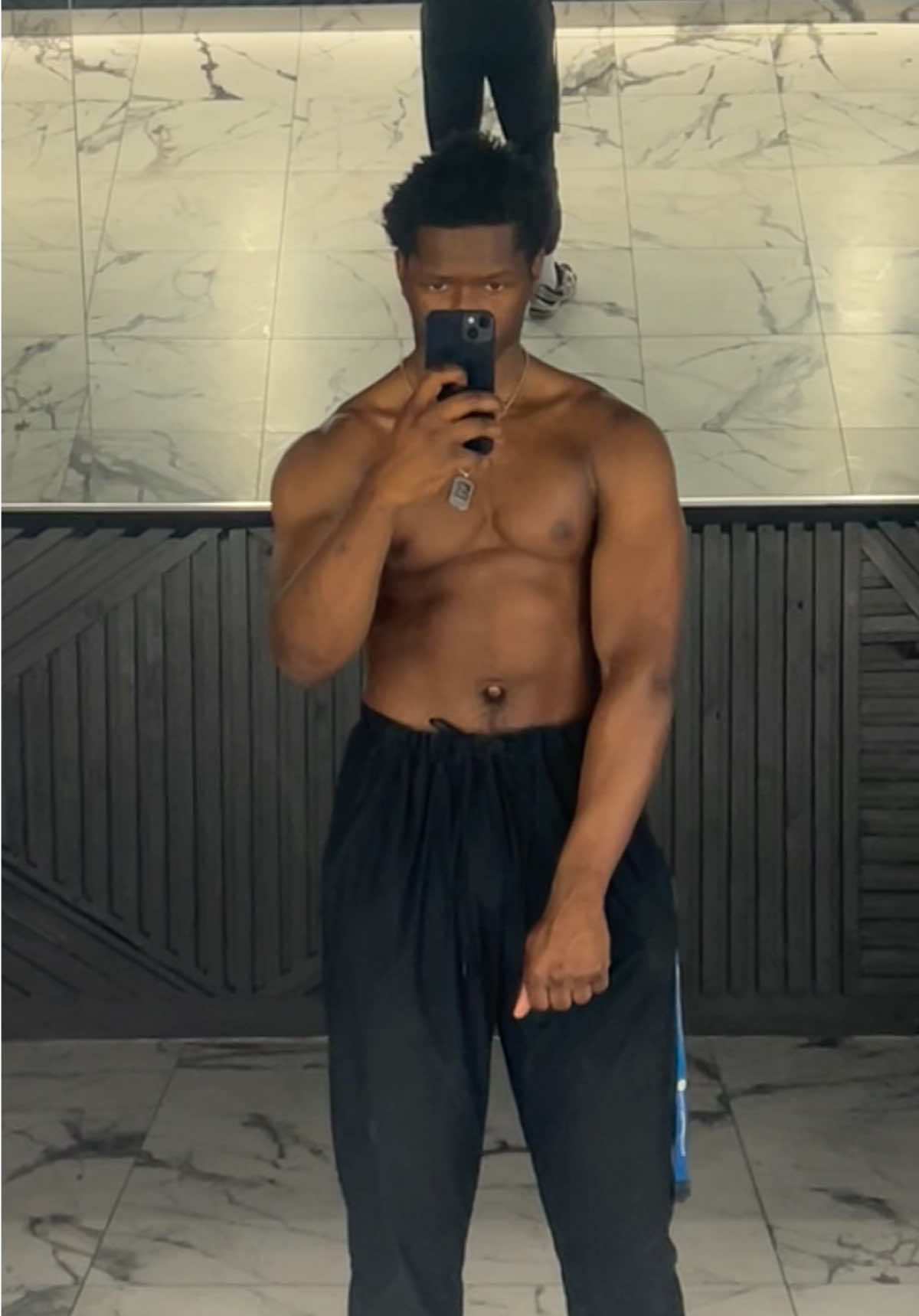 @Not a regular rapper🧏🏾♂️