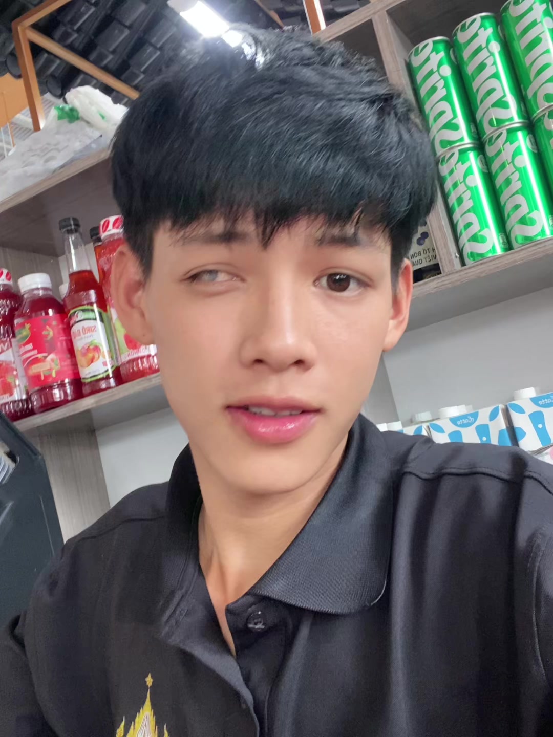 @Ng Ho&agrave;ng D. Bảo.