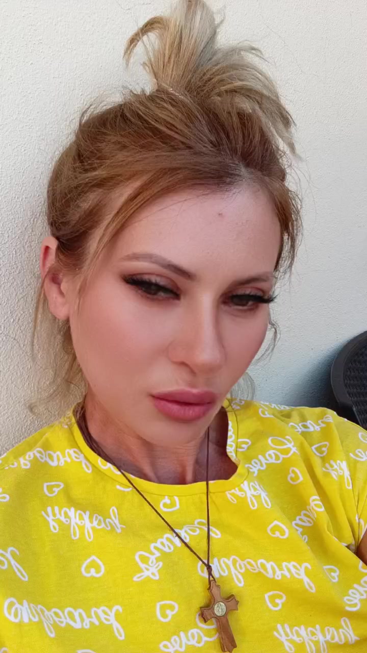 @livialivia330