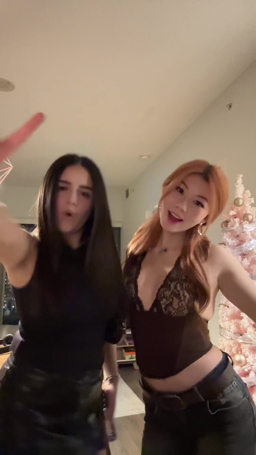 @🧚