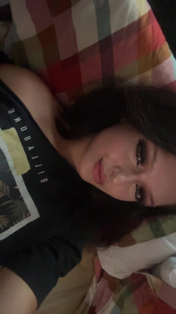 @anna𖣂