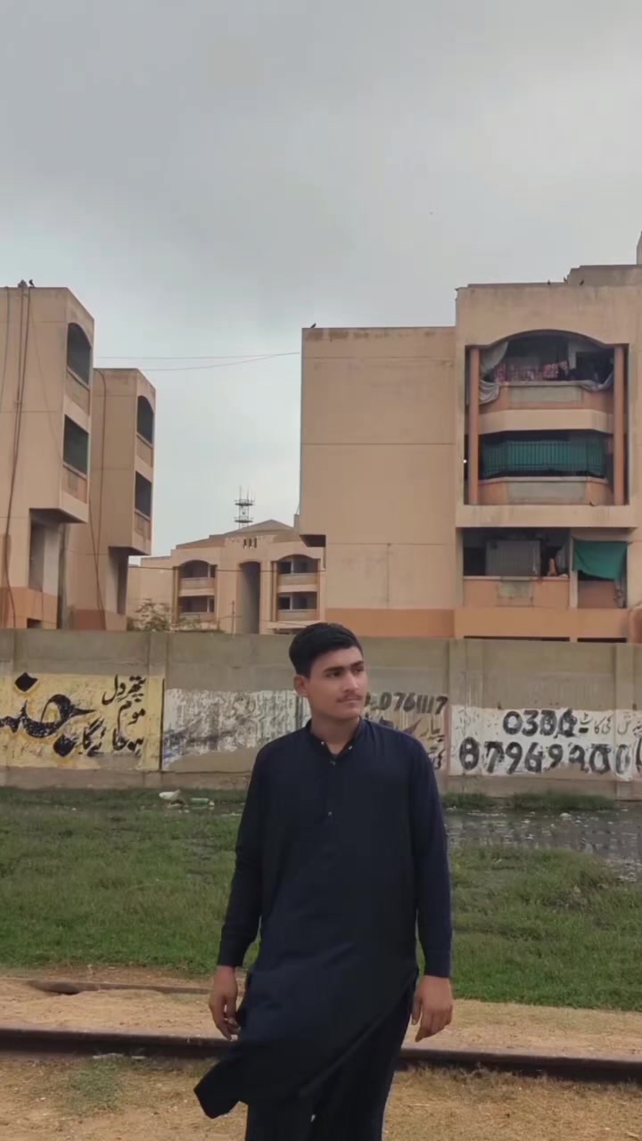 @𝓱𝓪𝓷𝓭𝓼𝓸𝓶𝓮...𝓫𝓸𝔂
