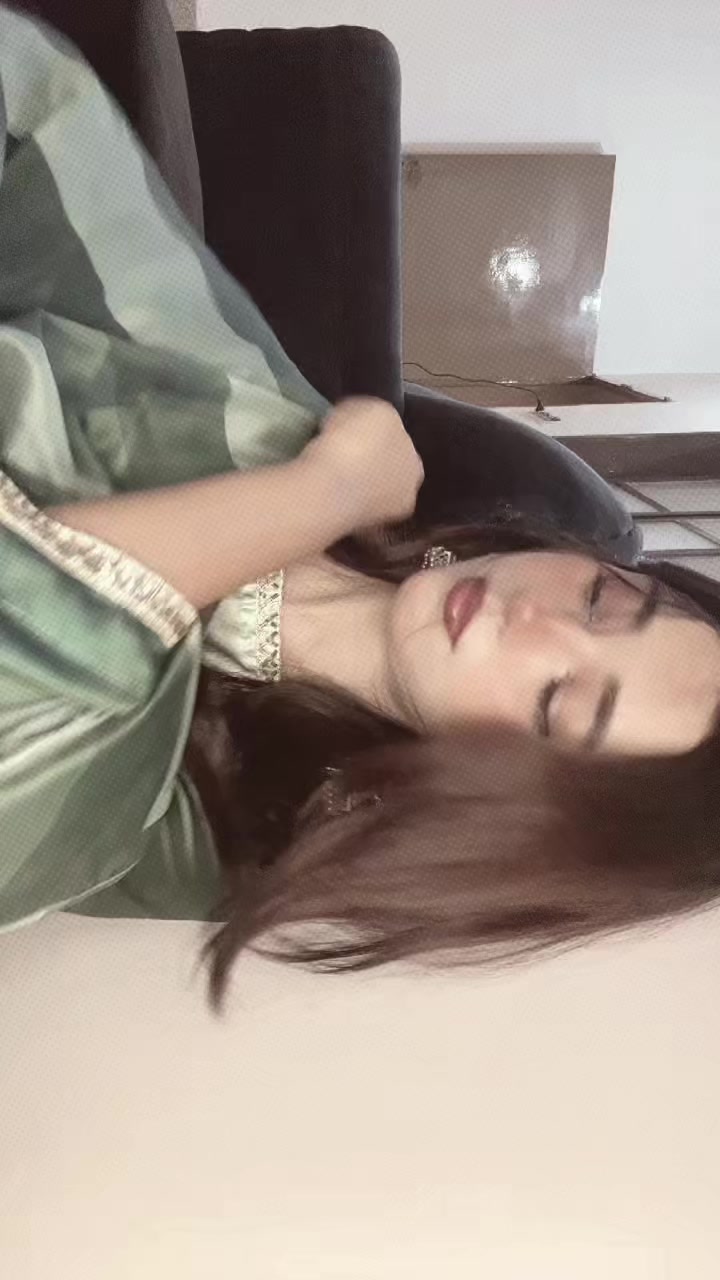 @Momielive_
