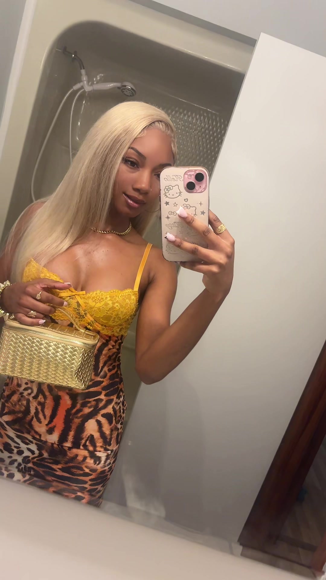 @Thegirlygirl🎀