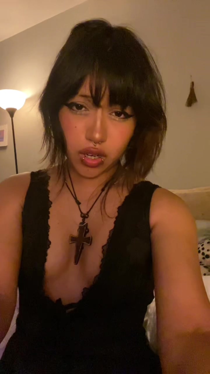 @floating_tangerine