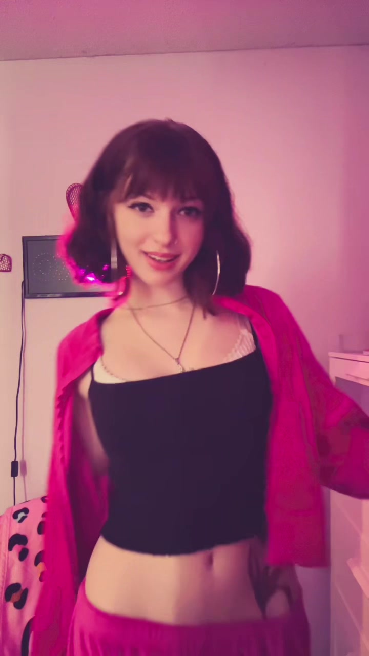 @v <3