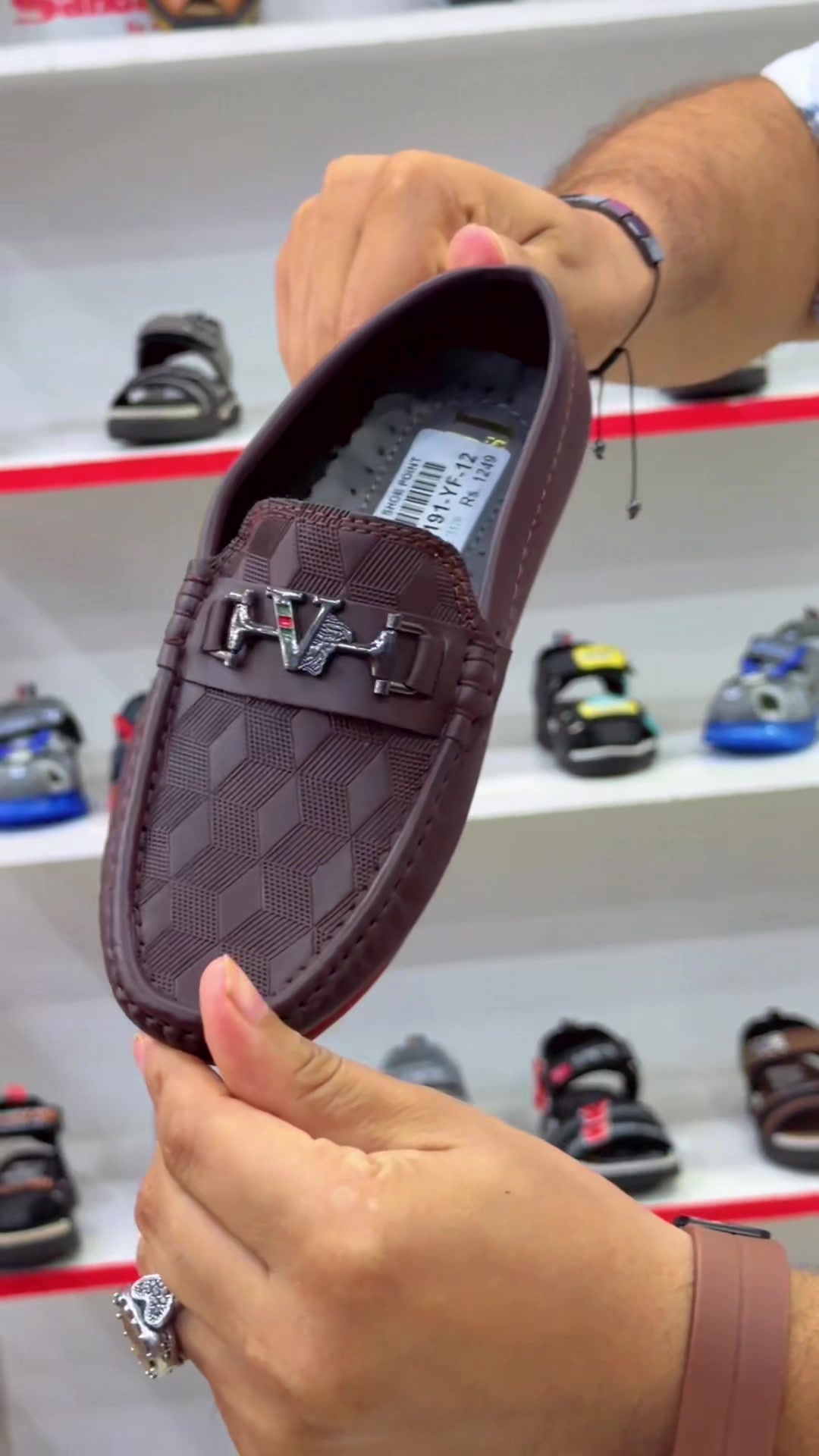 @Mega Shoes point Chakwal