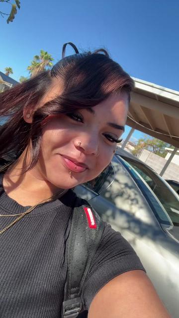 @strella