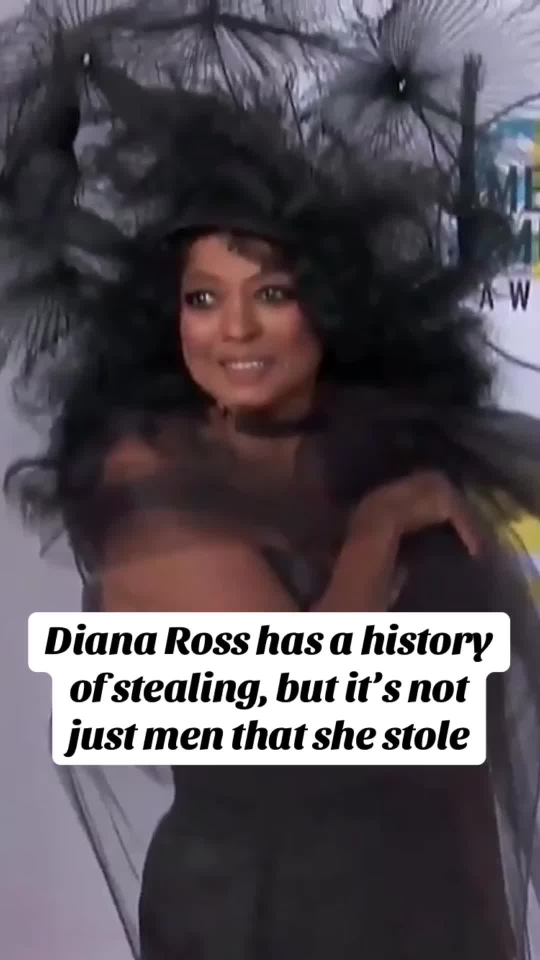 @Hollyweird