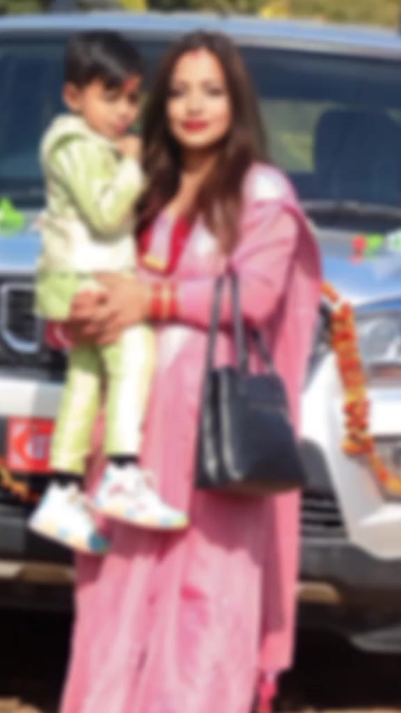 @Manjila sherpaili (R)❤️