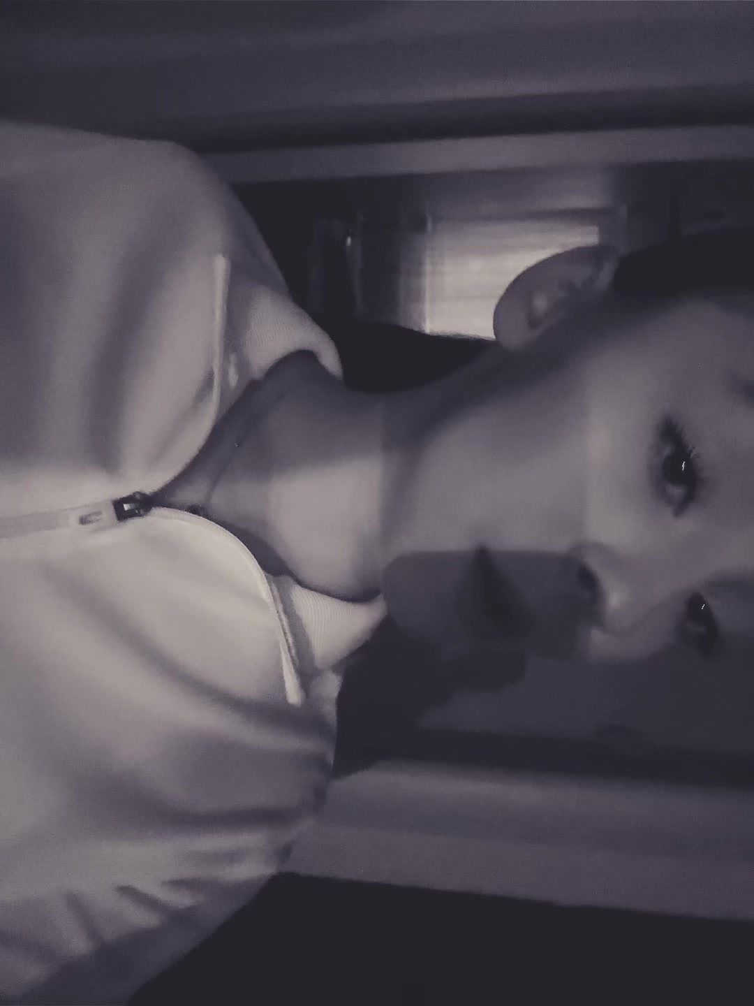 @варежка