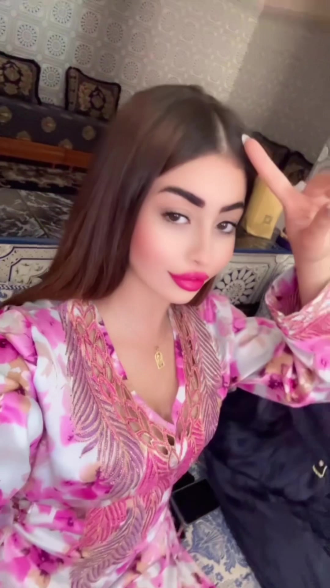 @Angel hiba ๐ฉท๐ผ๐ป