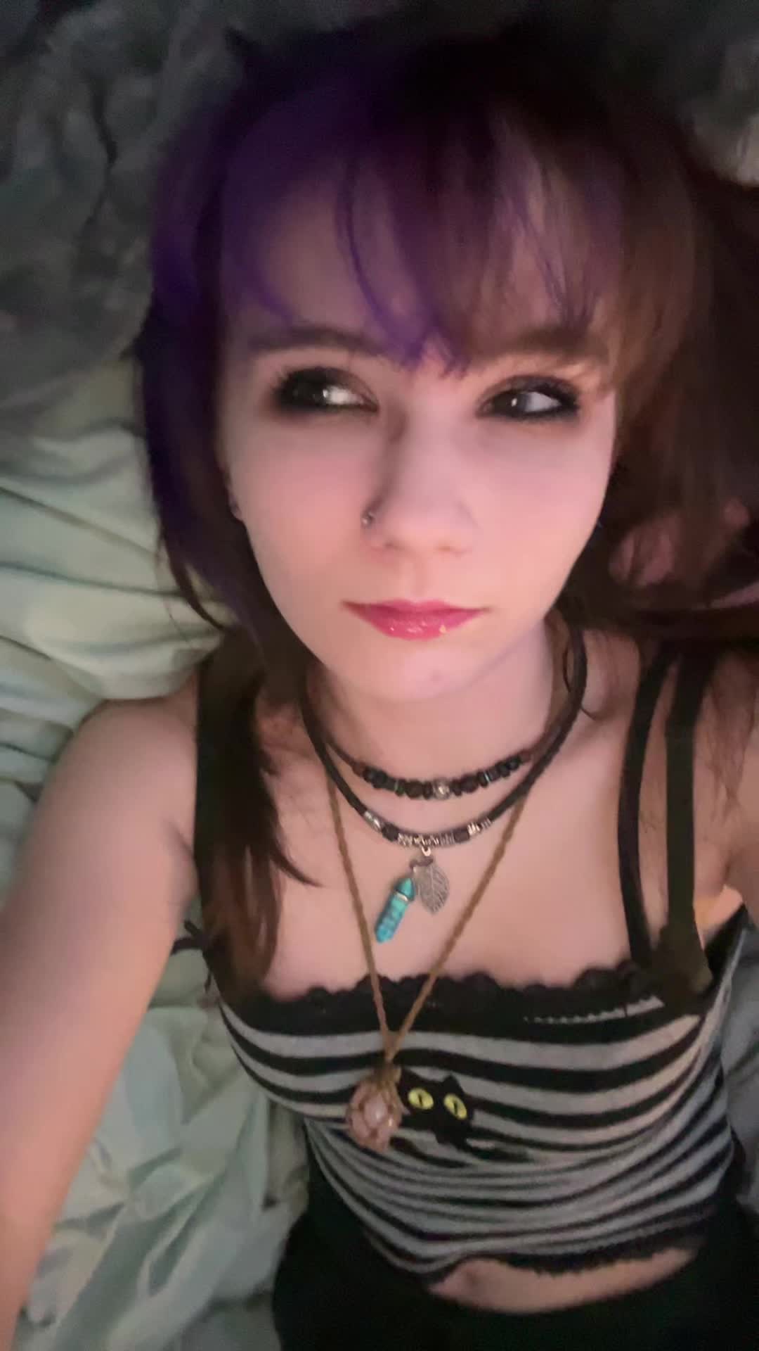 @☾˙❀ *Lydia*☾˙❀