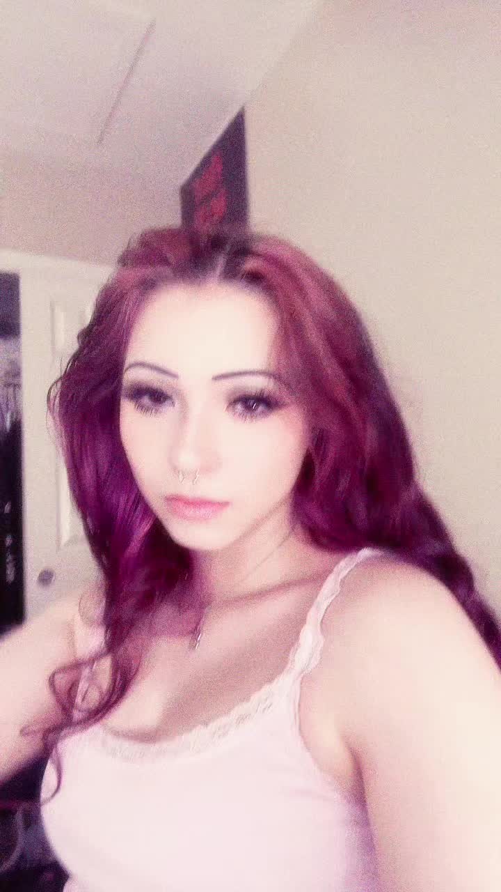 @Bella<3