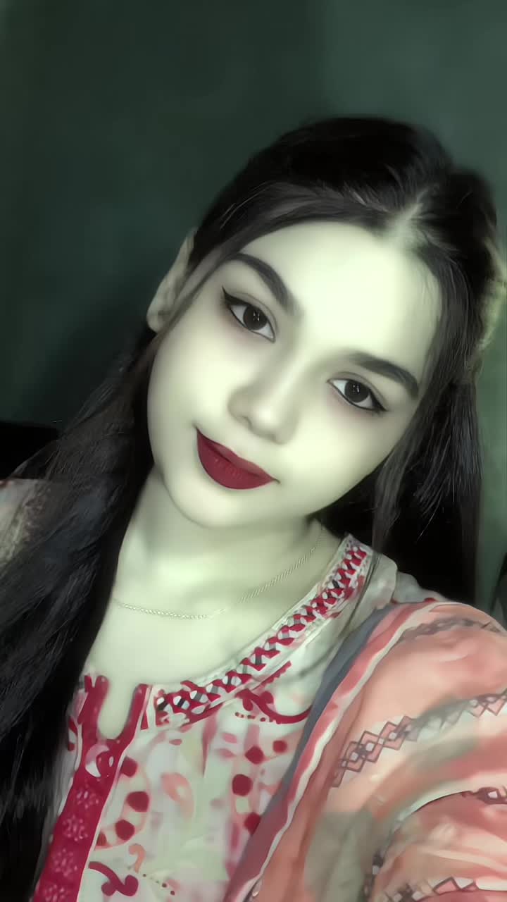 @PRIYA 🌘🌻