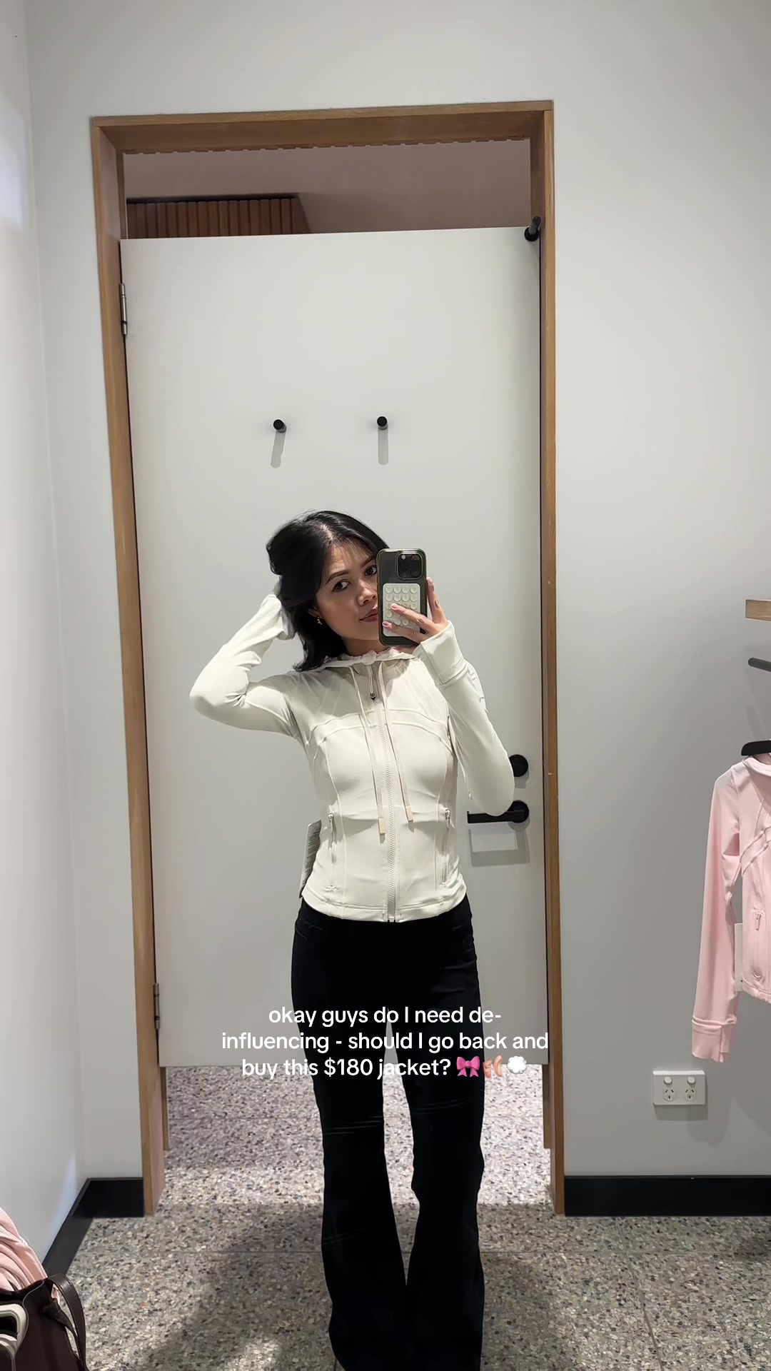@IVY NICOLE 🎀