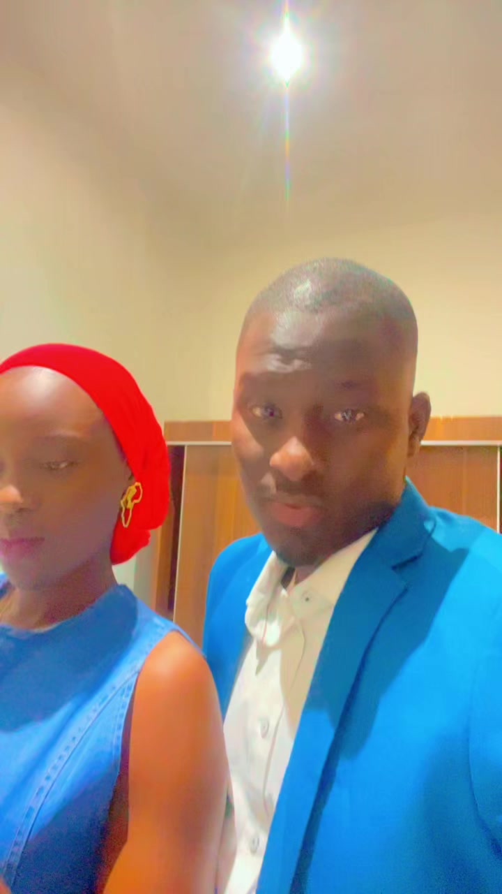 @SANT&Eacute; BIO🇸🇳🇺🇸