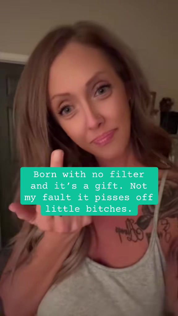 @April 🐝🖤