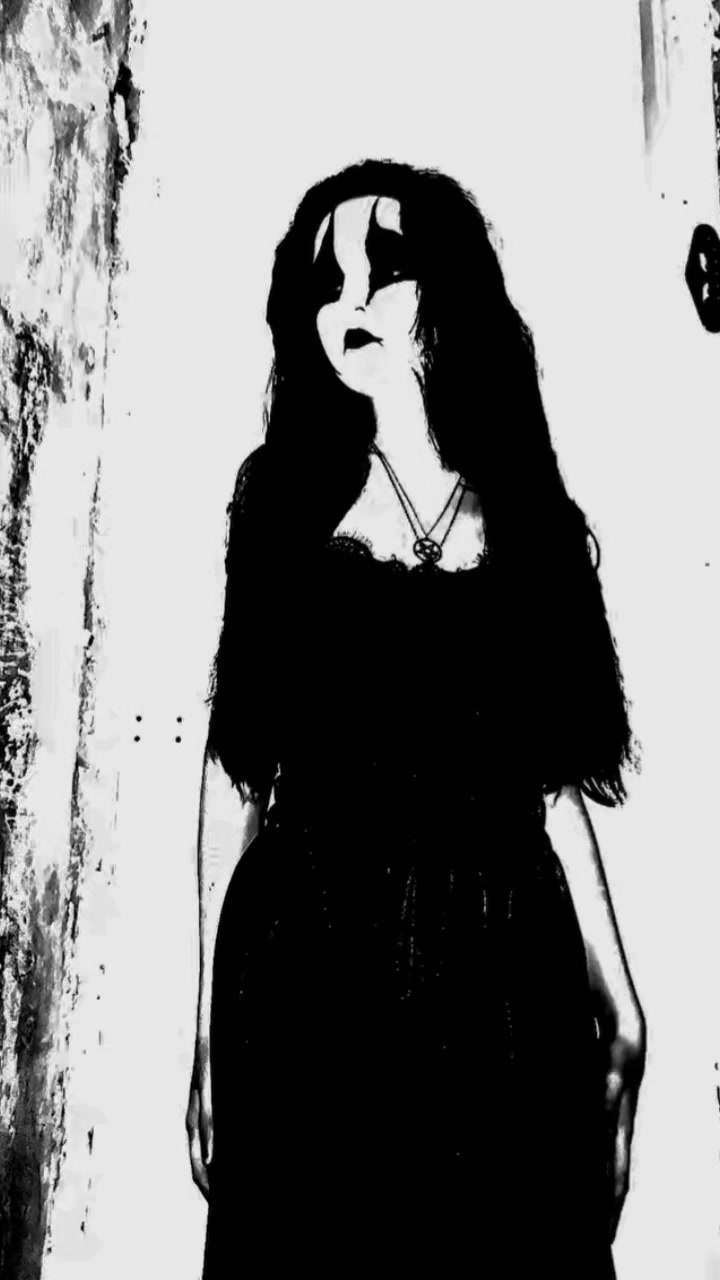 @𝔫𝔦𝔨𝔨𝔶 𝔡𝔢𝔞𝔱𝔥