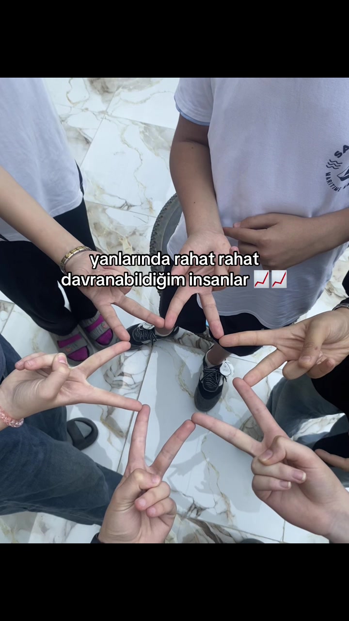 @Y𖣂